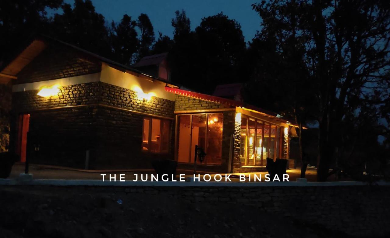 فندق The Jungle Hook Binsar المورا المظهر الخارجي الصورة